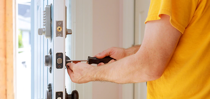 Eviction Locksmith For Key Fob Replacement Services in Westlake Village, CA