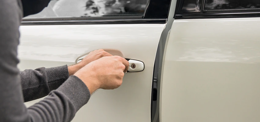 Unlock Car Door Service in Westlake Village, CA